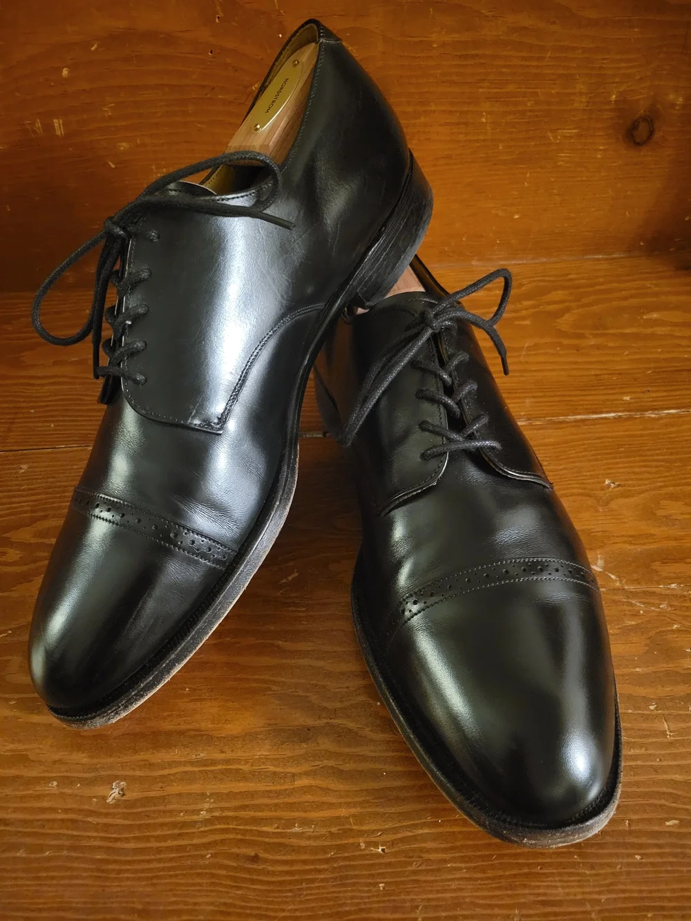 Johnston & Murphy Black Cap-Toe Derby Shoes